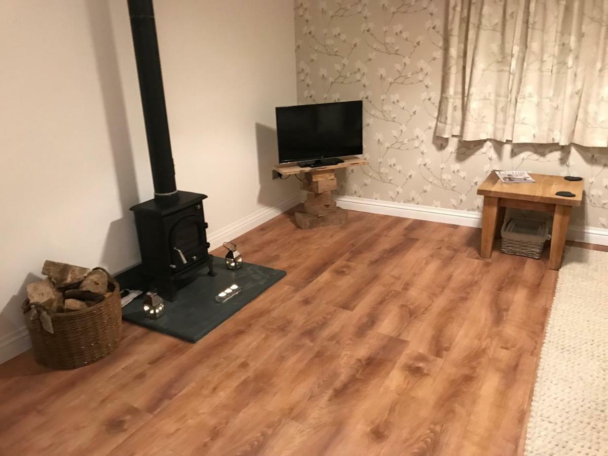 Thrush Nest Cottages - Wren Cottage Sleeps 4, 2 Bedrooms & Stable Cottage Sleeps 2, 1 Bedroom York Eksteriør bilde